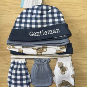 Hudson 8pcs Hats & Mittens set
