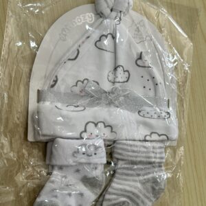 Sunnozy Knotted 3pcs hat & Socks